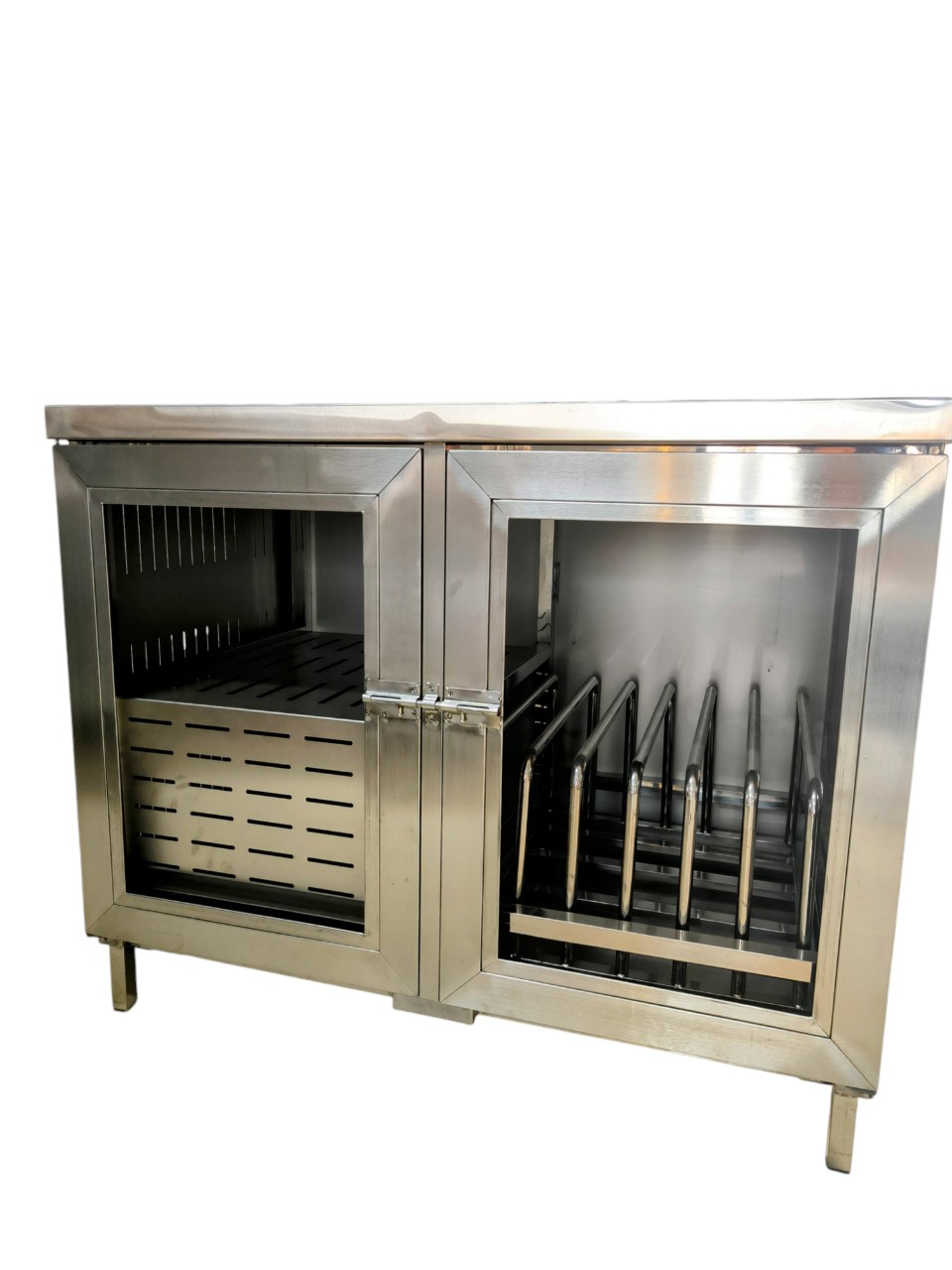 Tủ dao thớt chế biến thực phẩm sống 2 z6014585615564 73be87d28c1993b99e1db4191739bcef 1